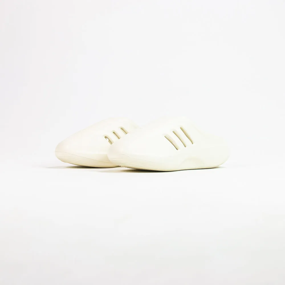 adiFOM IIInfinity Mule (Off White)