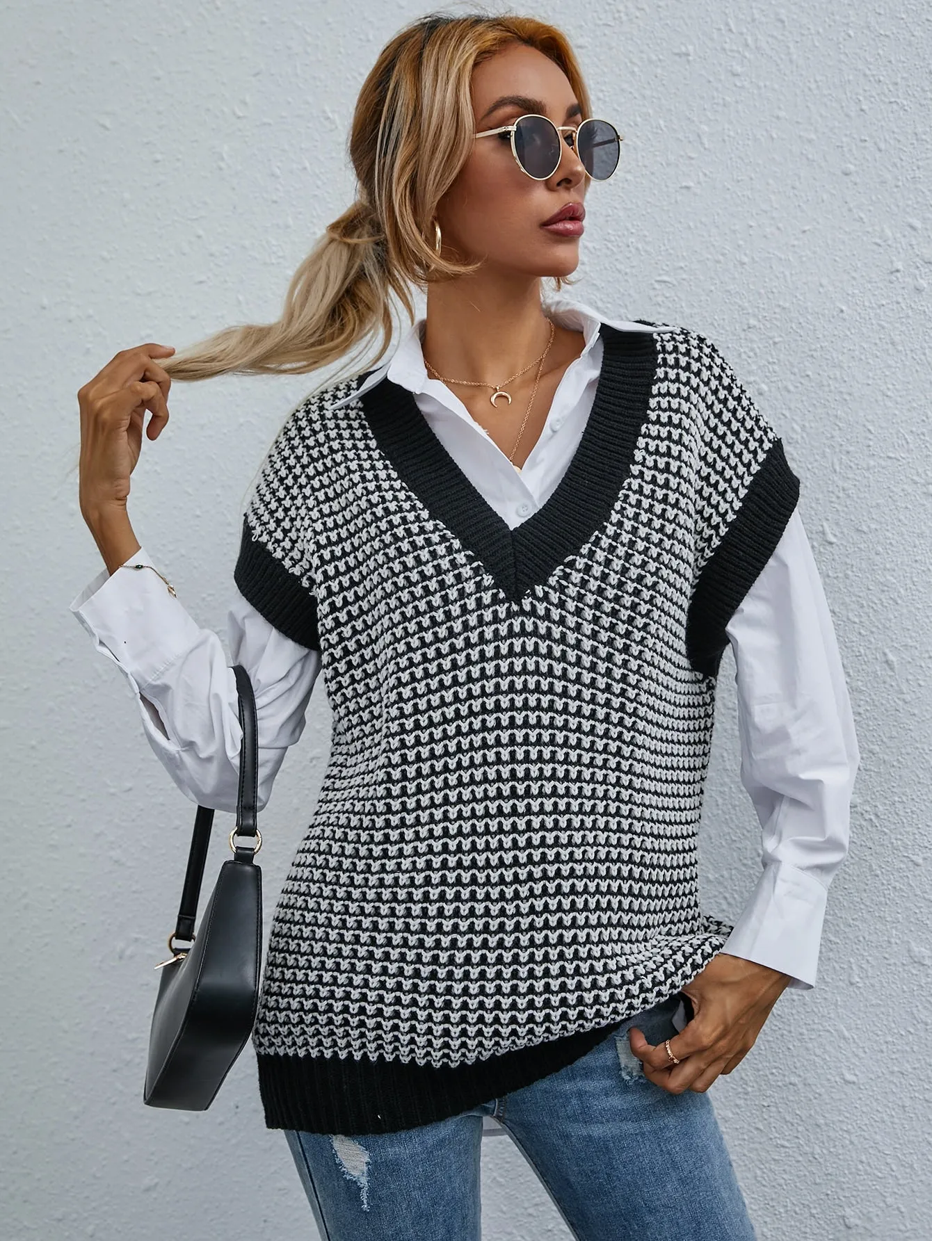 Casual All Over Print Sleeveless V Neck Long Women Knit Top