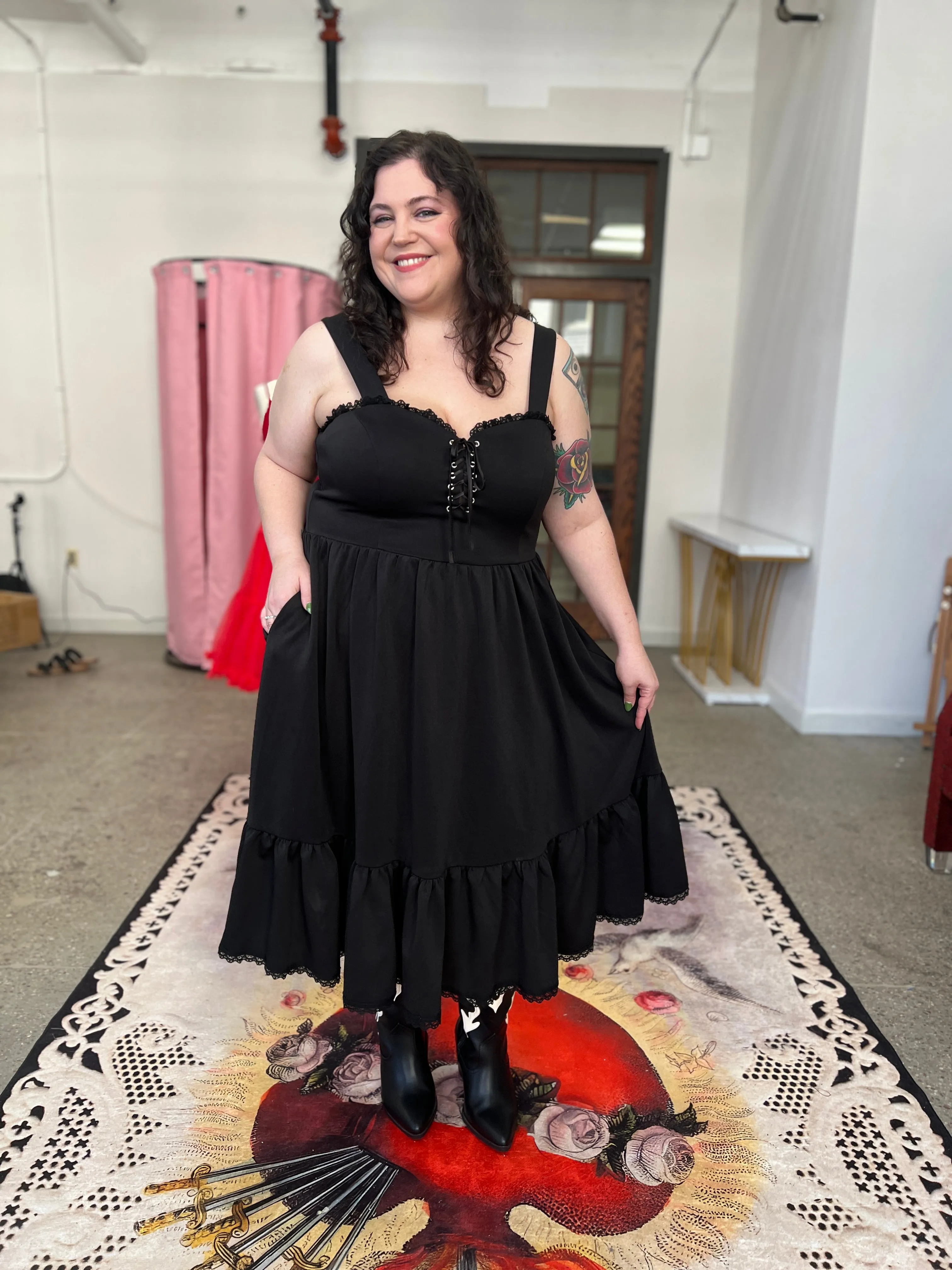 Heidi Swing Dress in Black