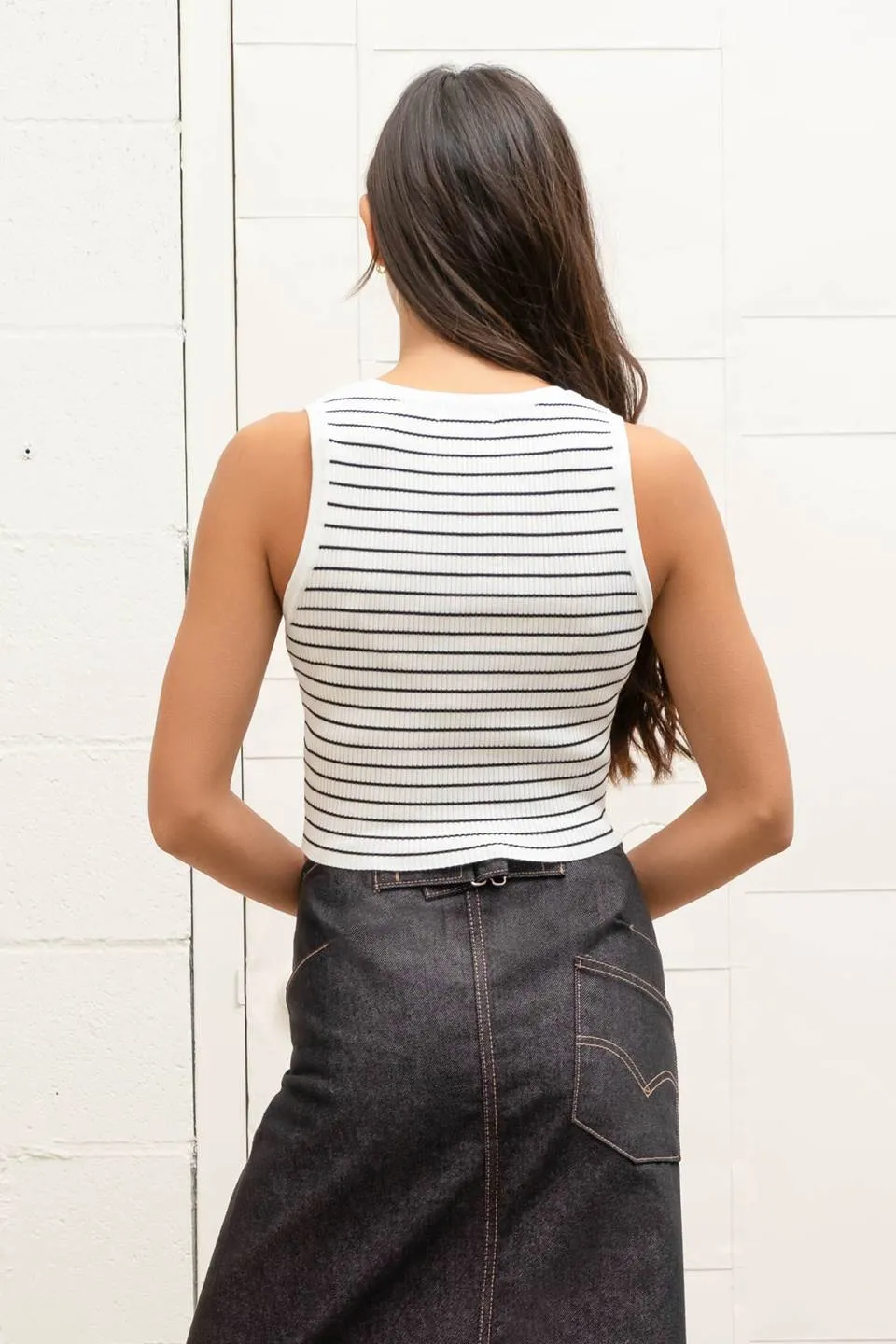 STRIPE SLEEVELESS HENLEY KNIT CROP TOP