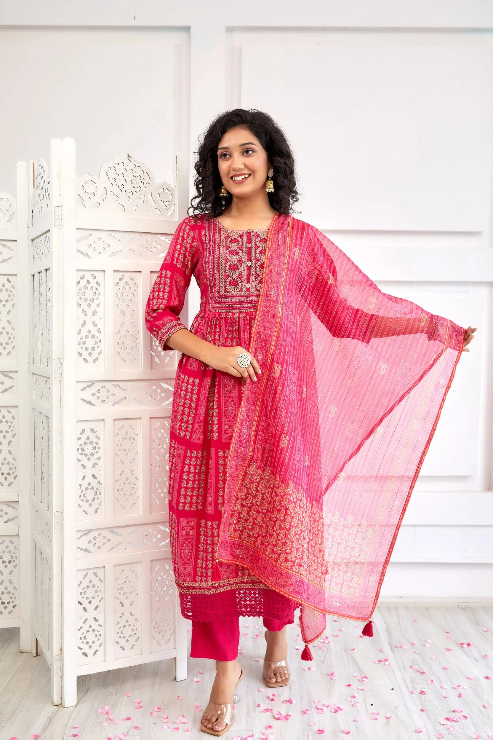 Women's Muslin Pink A-Line Kurta, Pant & Dupatta With Fancy Potli Set