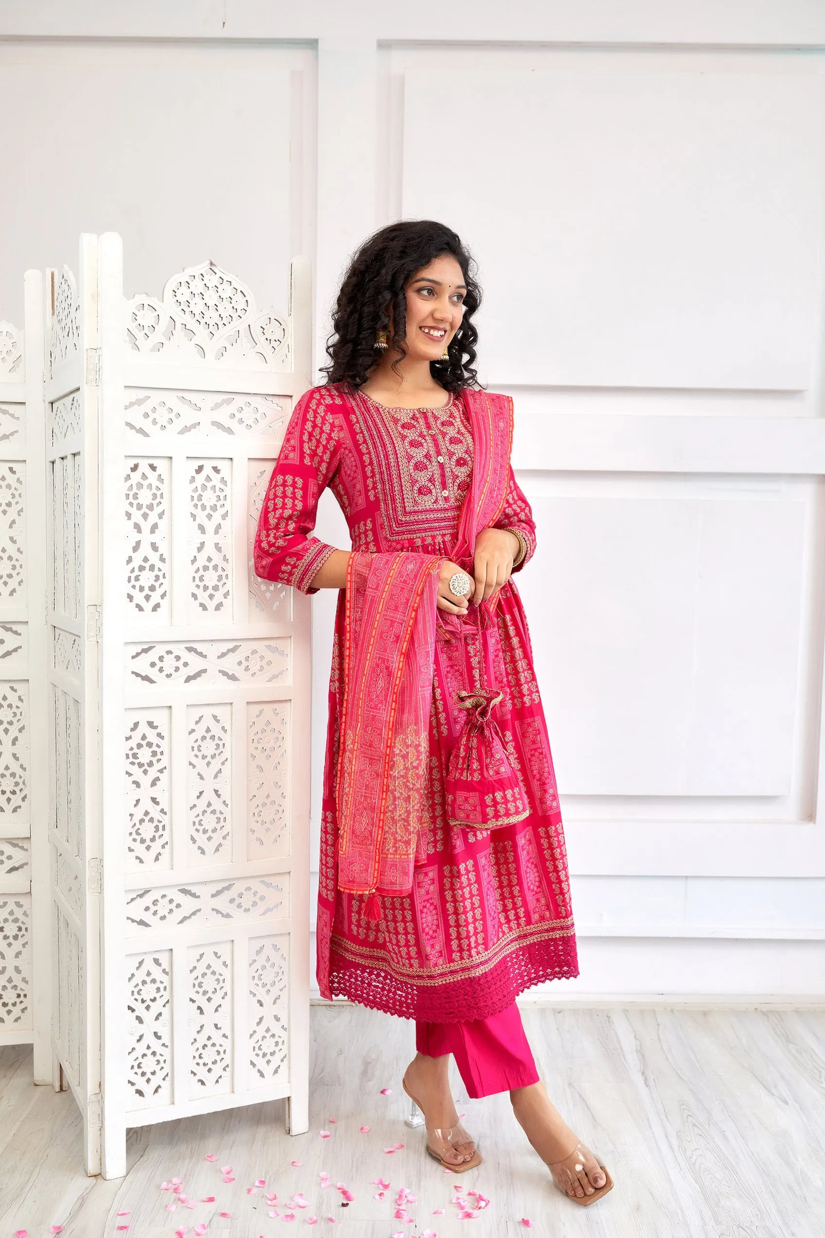 Women's Muslin Pink A-Line Kurta, Pant & Dupatta With Fancy Potli Set